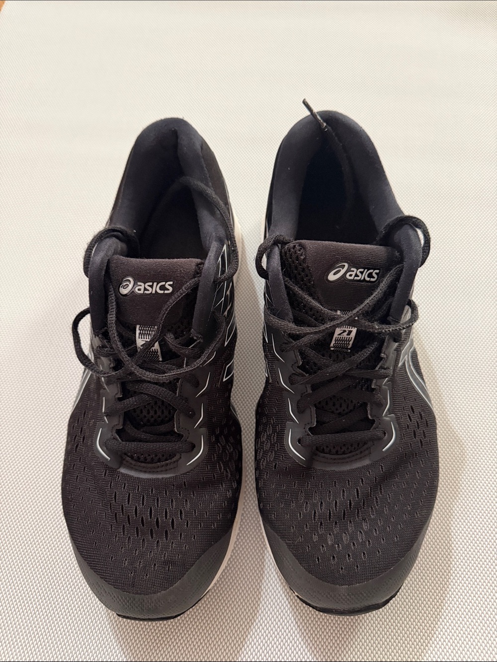 ASICS Men’s Black Athletic Running Shoes with Reflective Accents